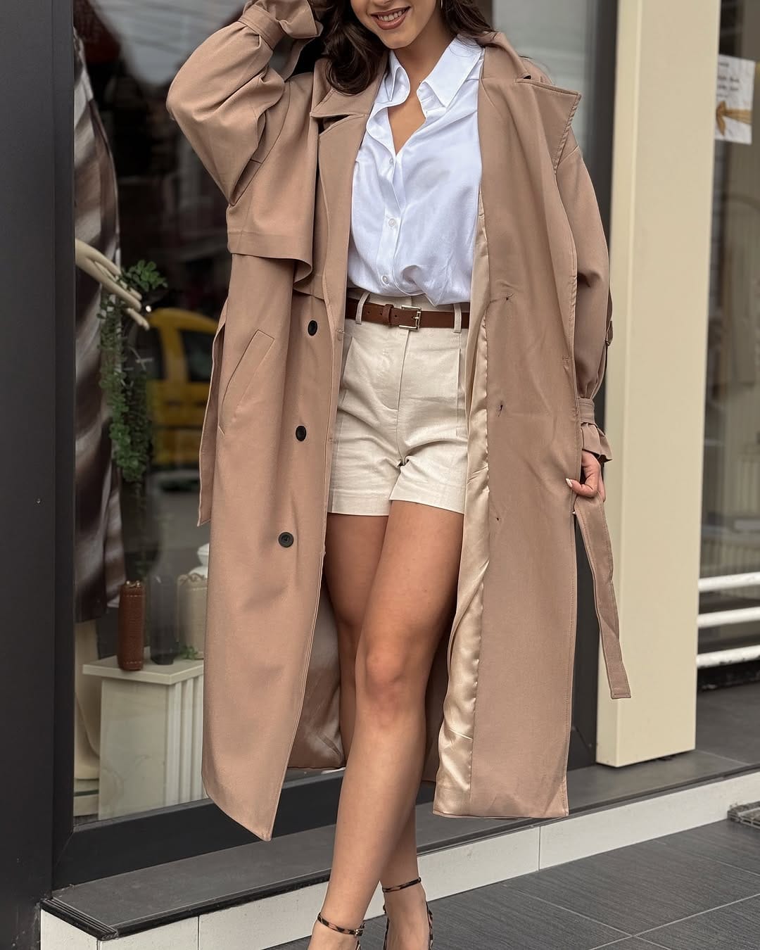 Bež ženski kaput - Image 2